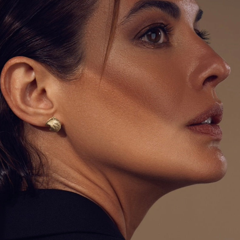 Boucles d'oreilles moulées feuille d'automne Brooklyn en or jaune 10 carats