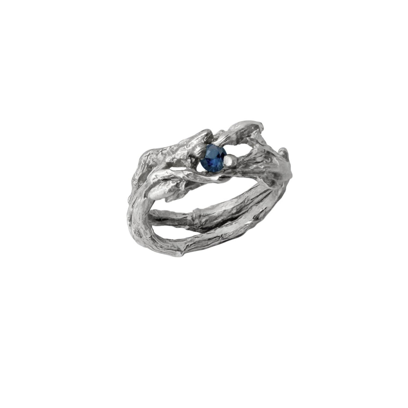 La branche brindille en argent avec un saphir bleu taille 9,5