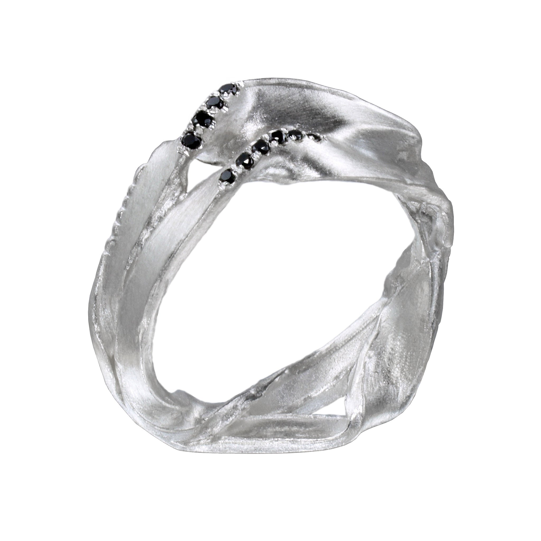 The seaweed ring in silver with 10 white or black diamonds