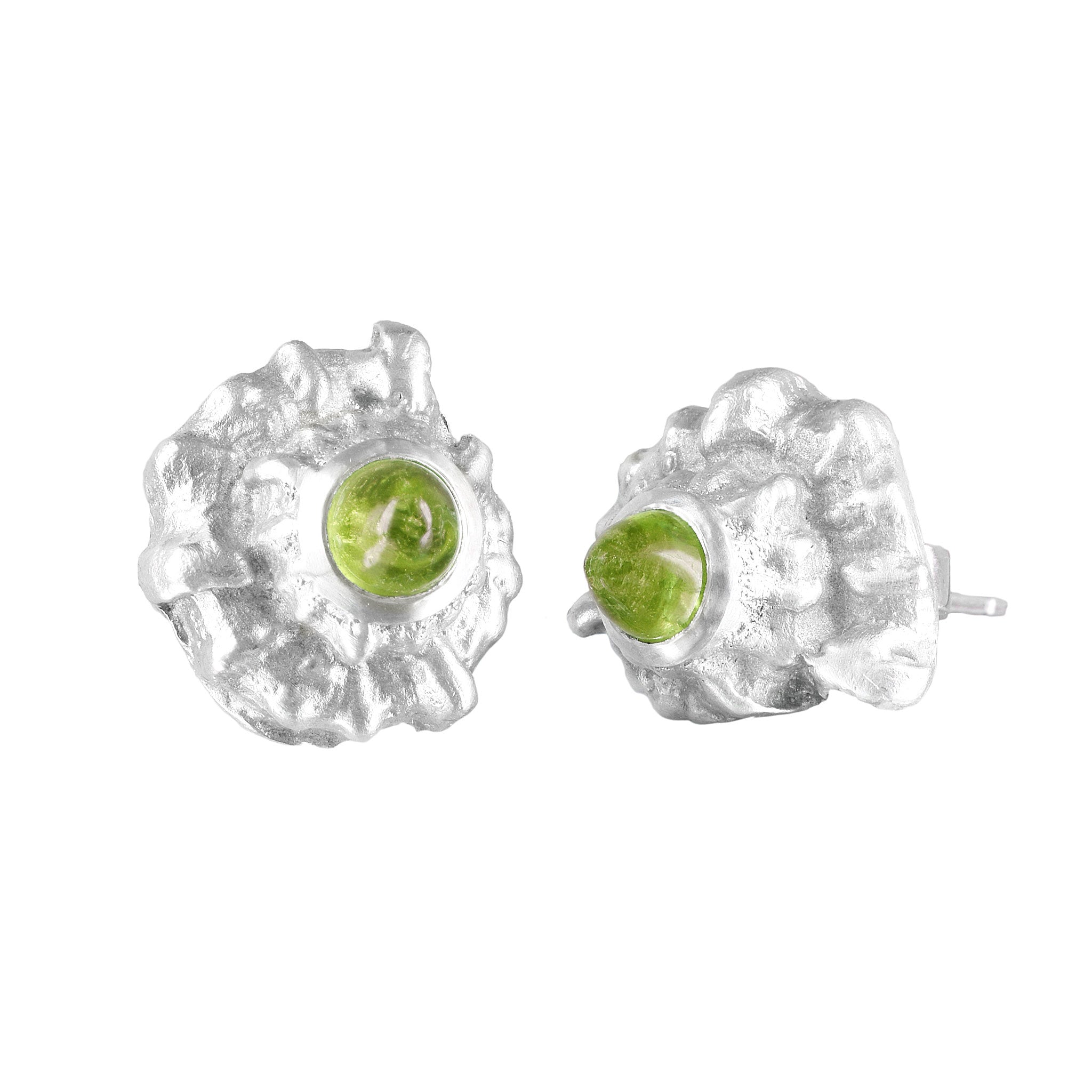 Boucles d'oreilles coquillage avec pierres précieuses