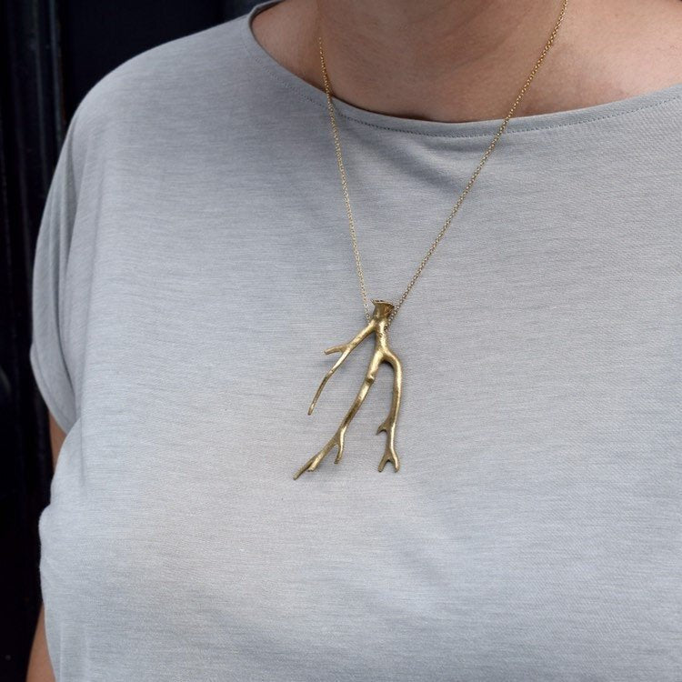 le pendentif branche de corail Miami beach en laiton jaune
