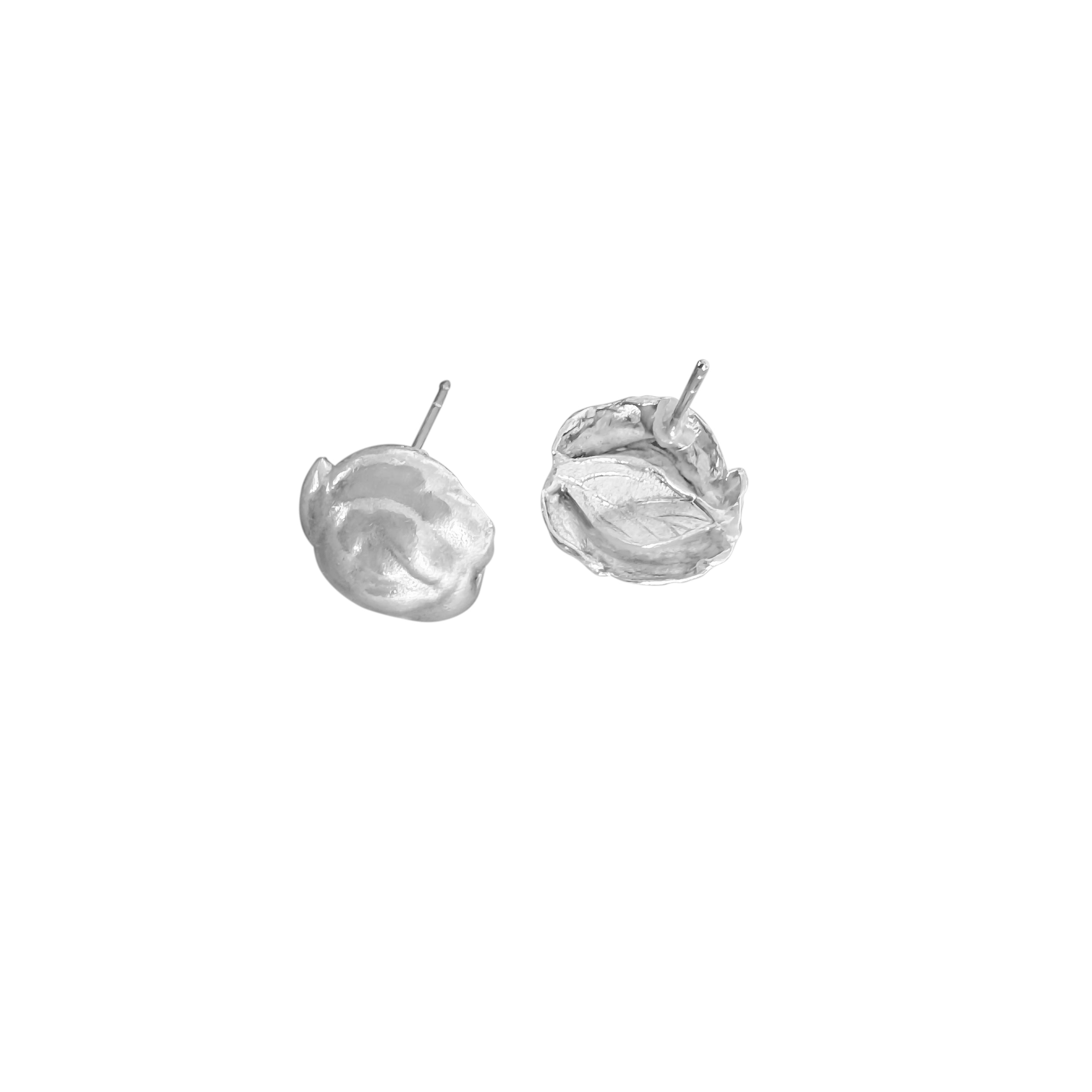 Fleur D'argent rose shape stud earrings