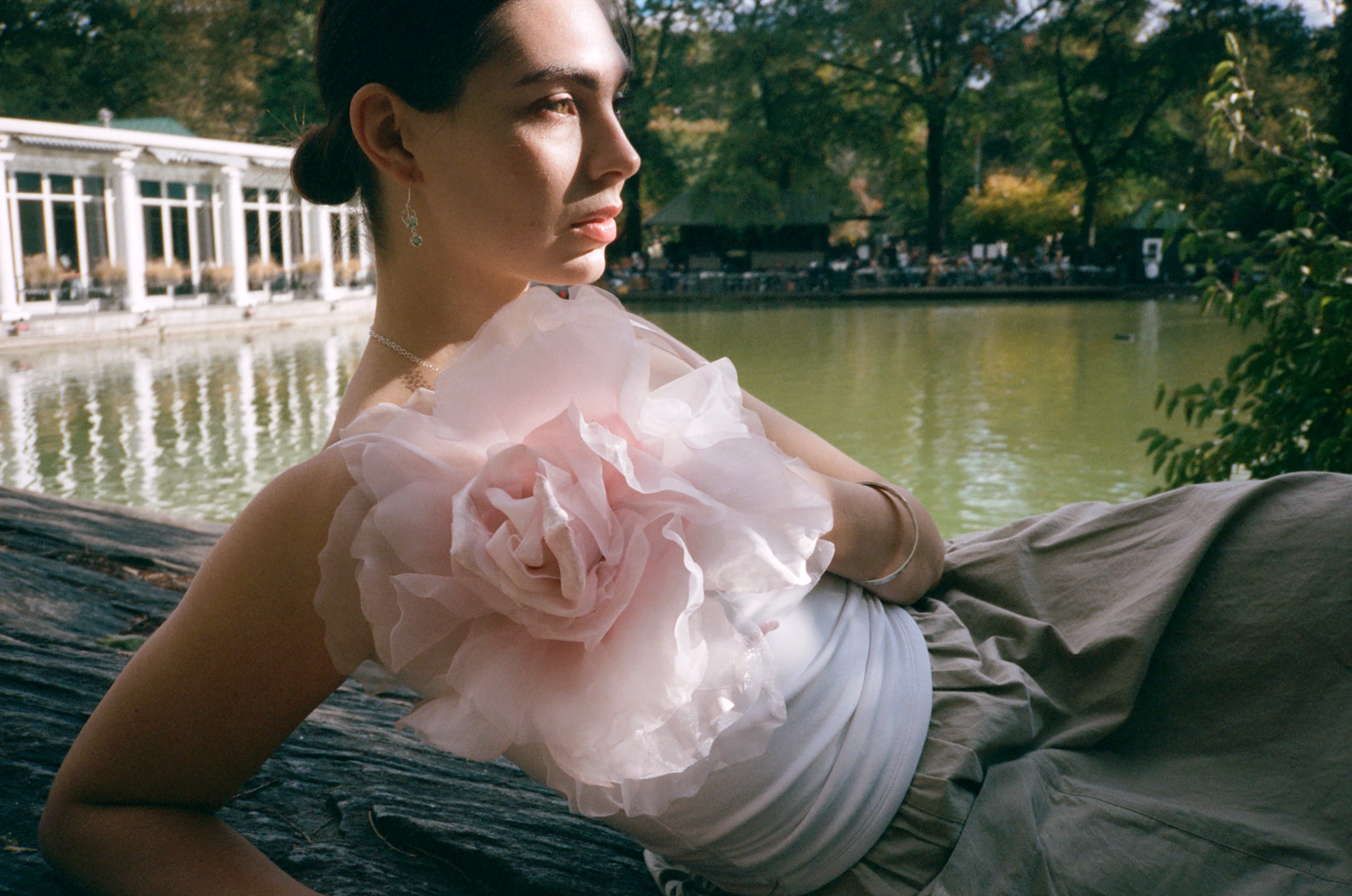 Fleur d'Argent drop earrings