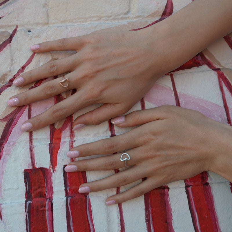 10K yellow gold  heart side ring
