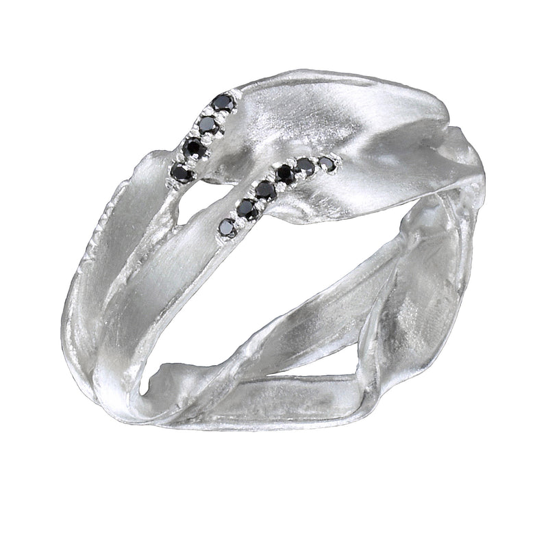 The seaweed ring in silver with 10 white or black diamonds